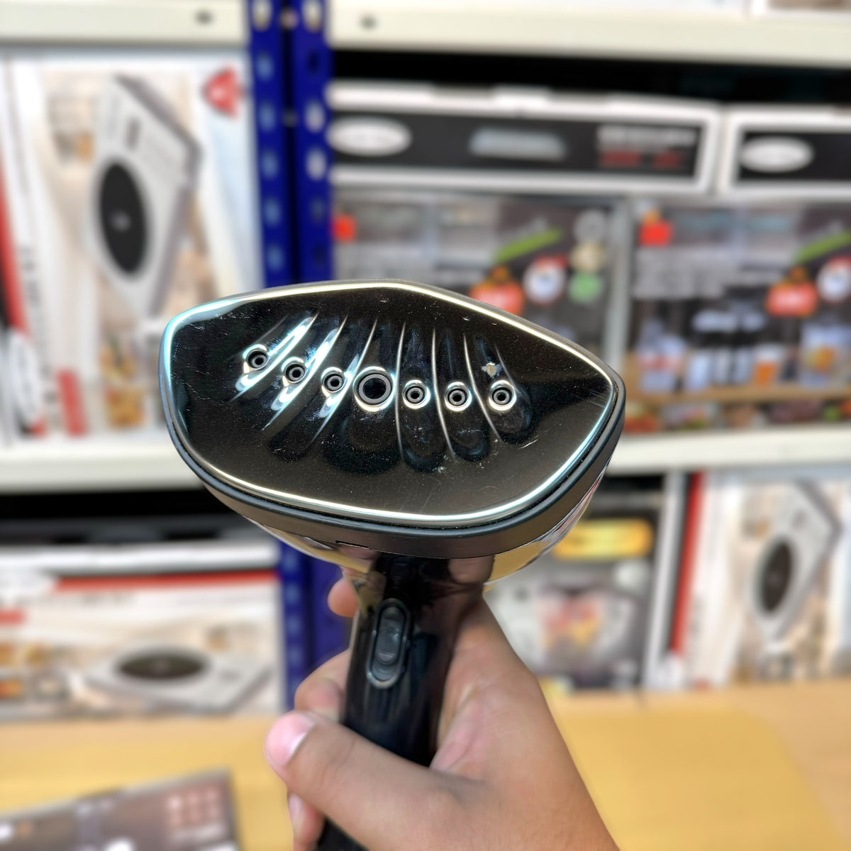 Geepas Handheld Garment Steamer GGS 25041