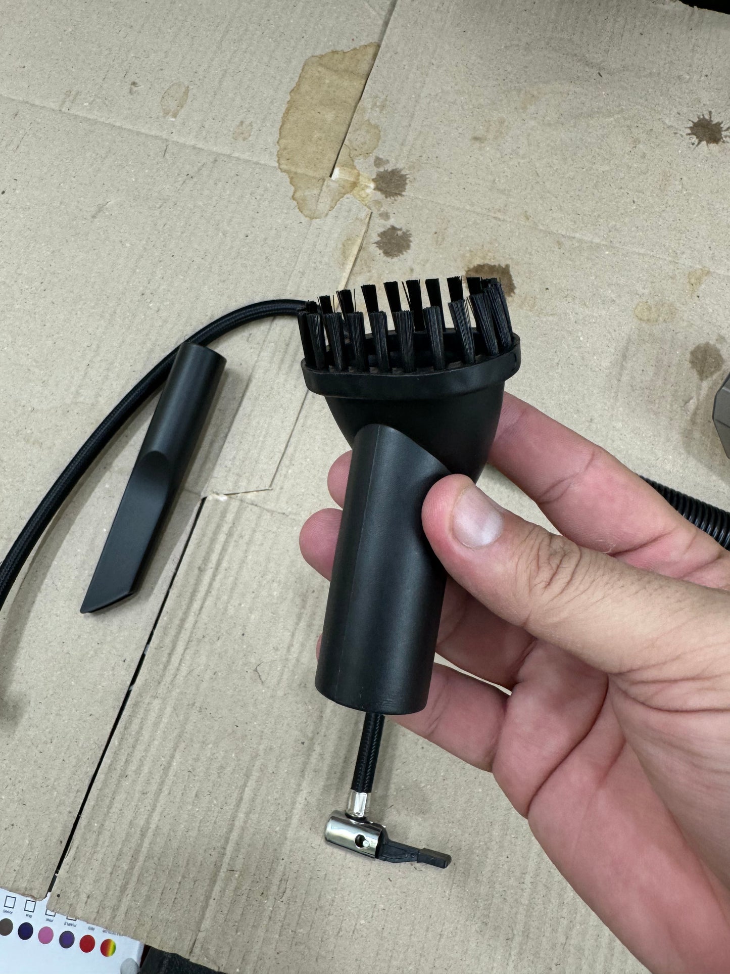 Amazon lot 2 in 1 tire inflator & vacuum cleaner