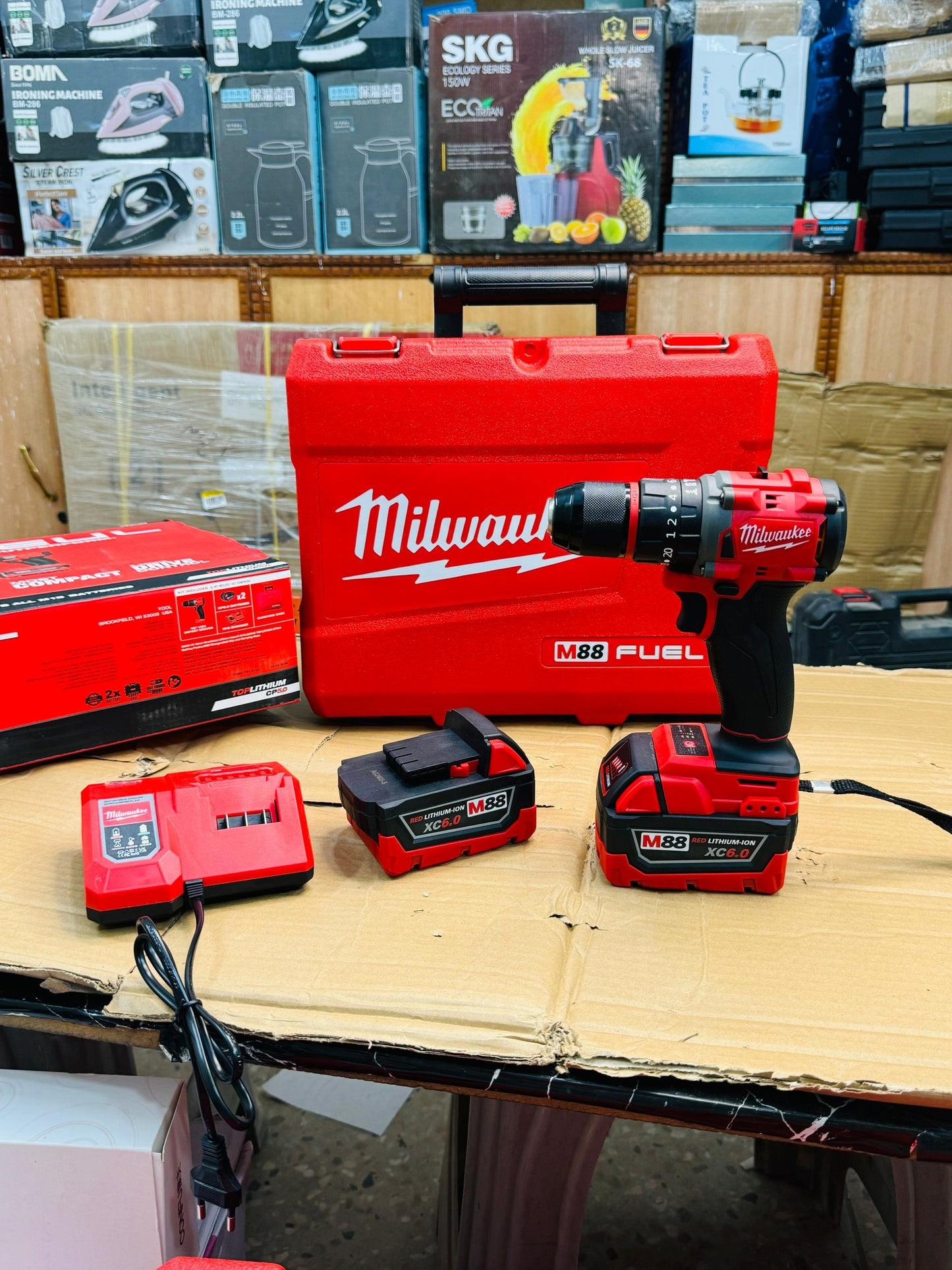 MILWAUKEE 88v commercial Hammer Drill & Driver