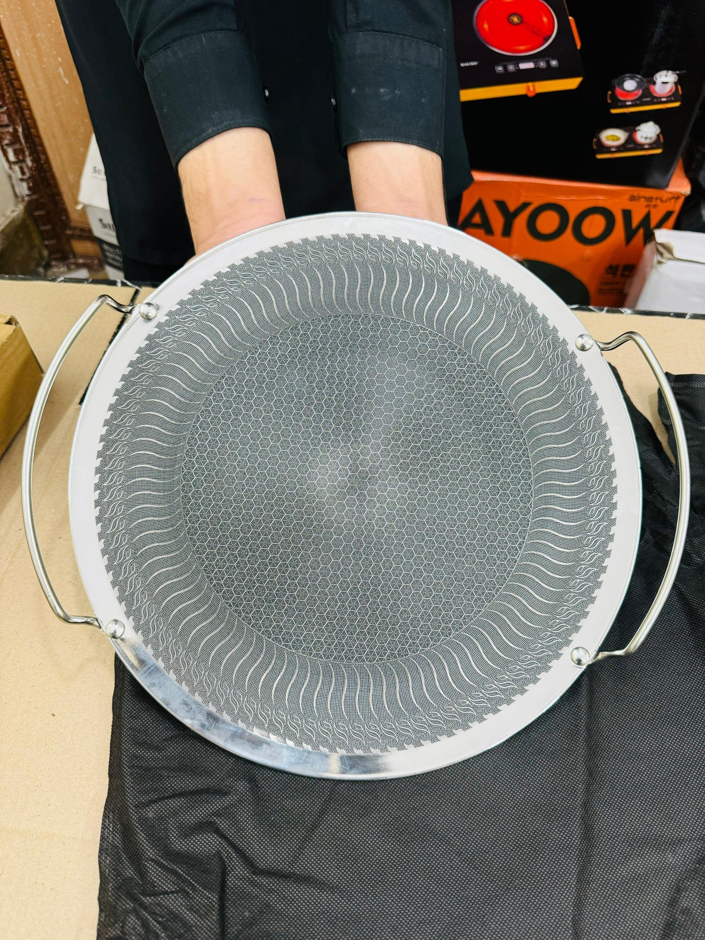 34cm Germany lot honeycomb lesser coating tawa( new model )