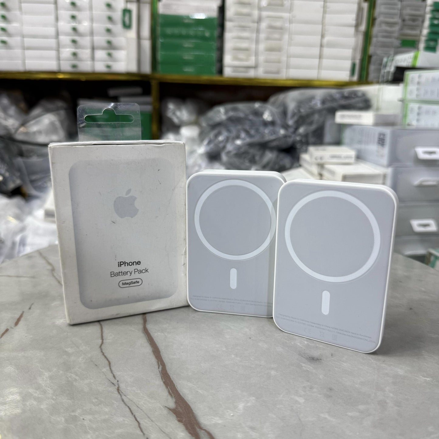 100% Original Apple MagSafe Power Bank 22.5W Fast Charging Amazon Lot Imported