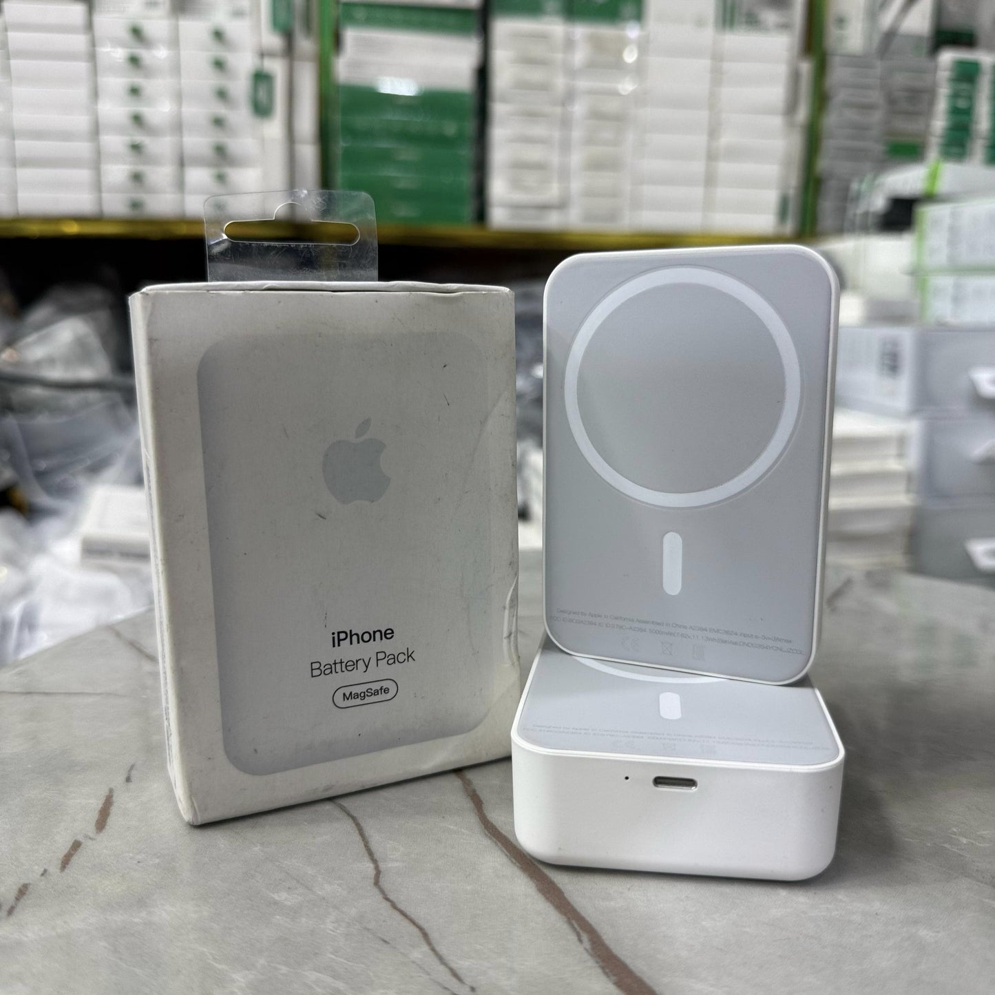 100% Original Apple MagSafe Power Bank 22.5W Fast Charging Amazon Lot Imported