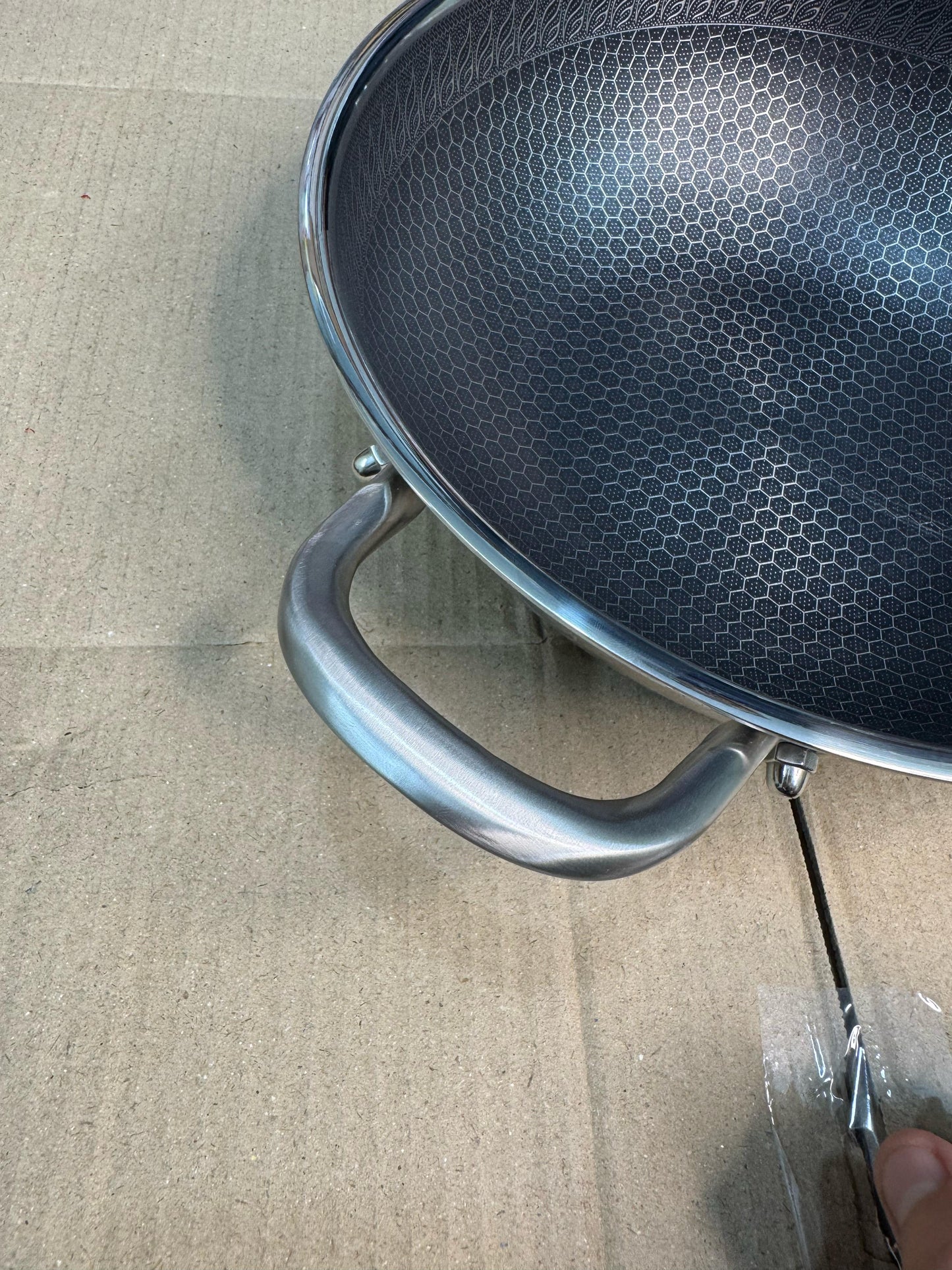 34cm Germany lesser honeycomb fry pan & handi