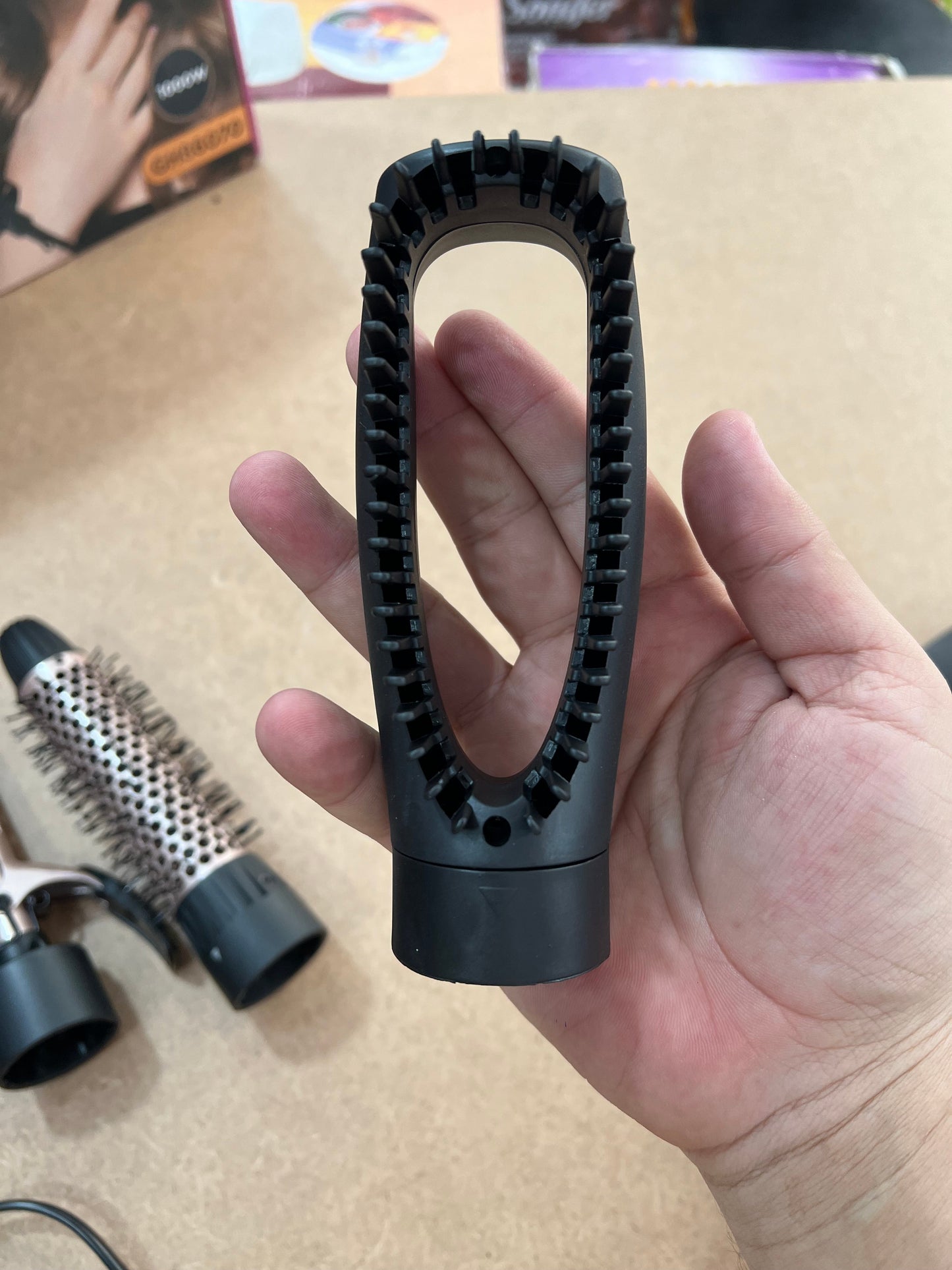 Geepas 8 in 1 hair styler set GH 86070 ( 2 year warranty)(hair dryer)