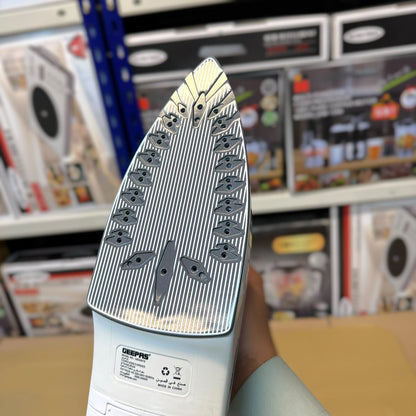 Geepas Cord & Cordless Steam Iron GSI 24015