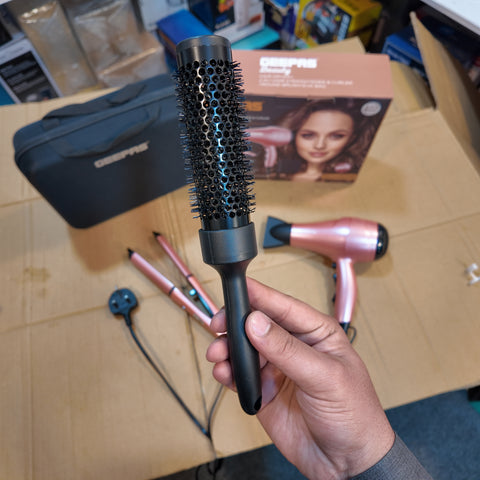 Geepas 4 in 1 Hair Styler Set GHF86054 ( 2 year warranty)(hair dryer)