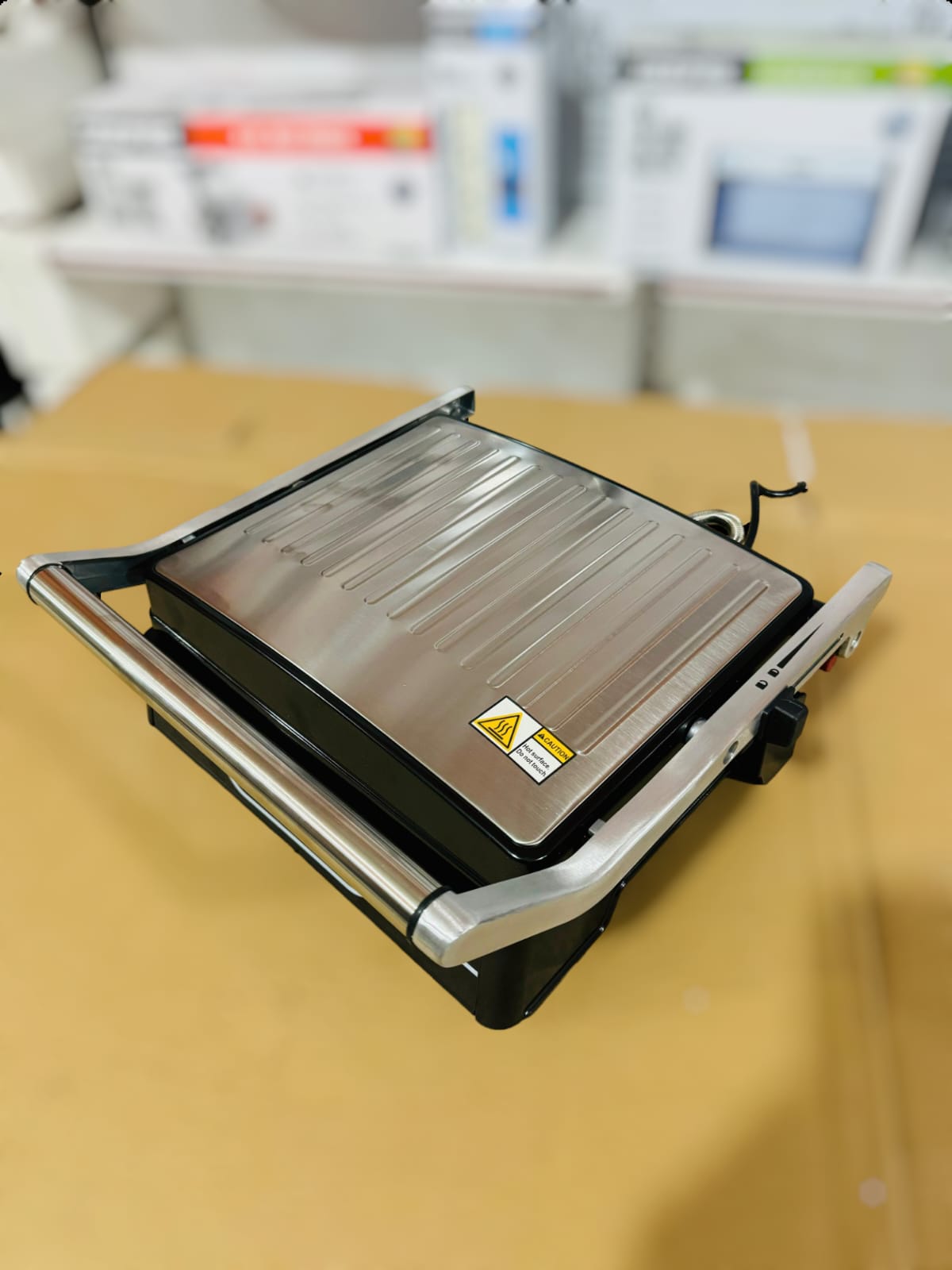 Geepas Digital Stainless Steel Grill Maker GGM36557