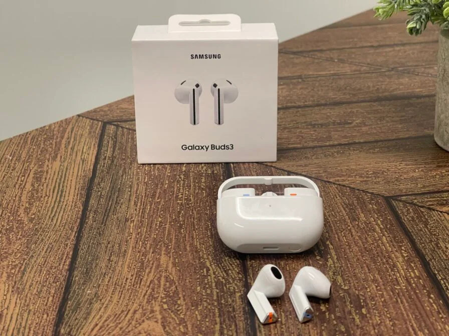 SAMSUNG Galaxy Buds 3 Pro AI True Wireless Bluetooth Earbuds, Noise Cancelling