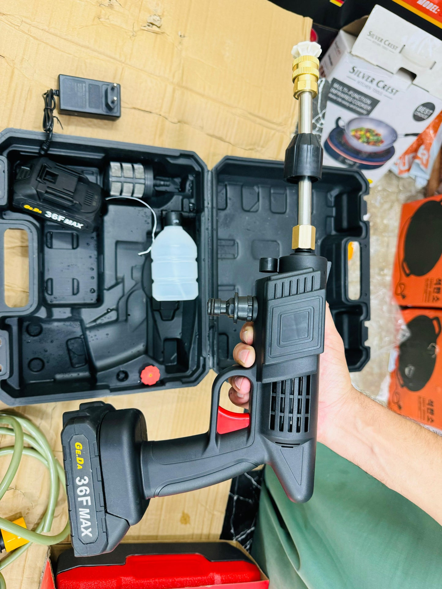 amazon lot 36v rechargeble solar & car washer