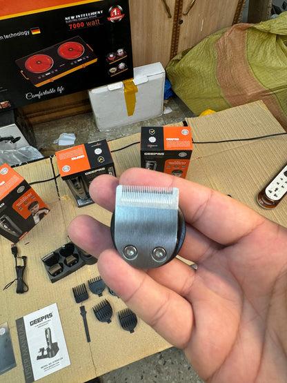 Geepas 11 in 1 grooming kit ( 2 year warranty)