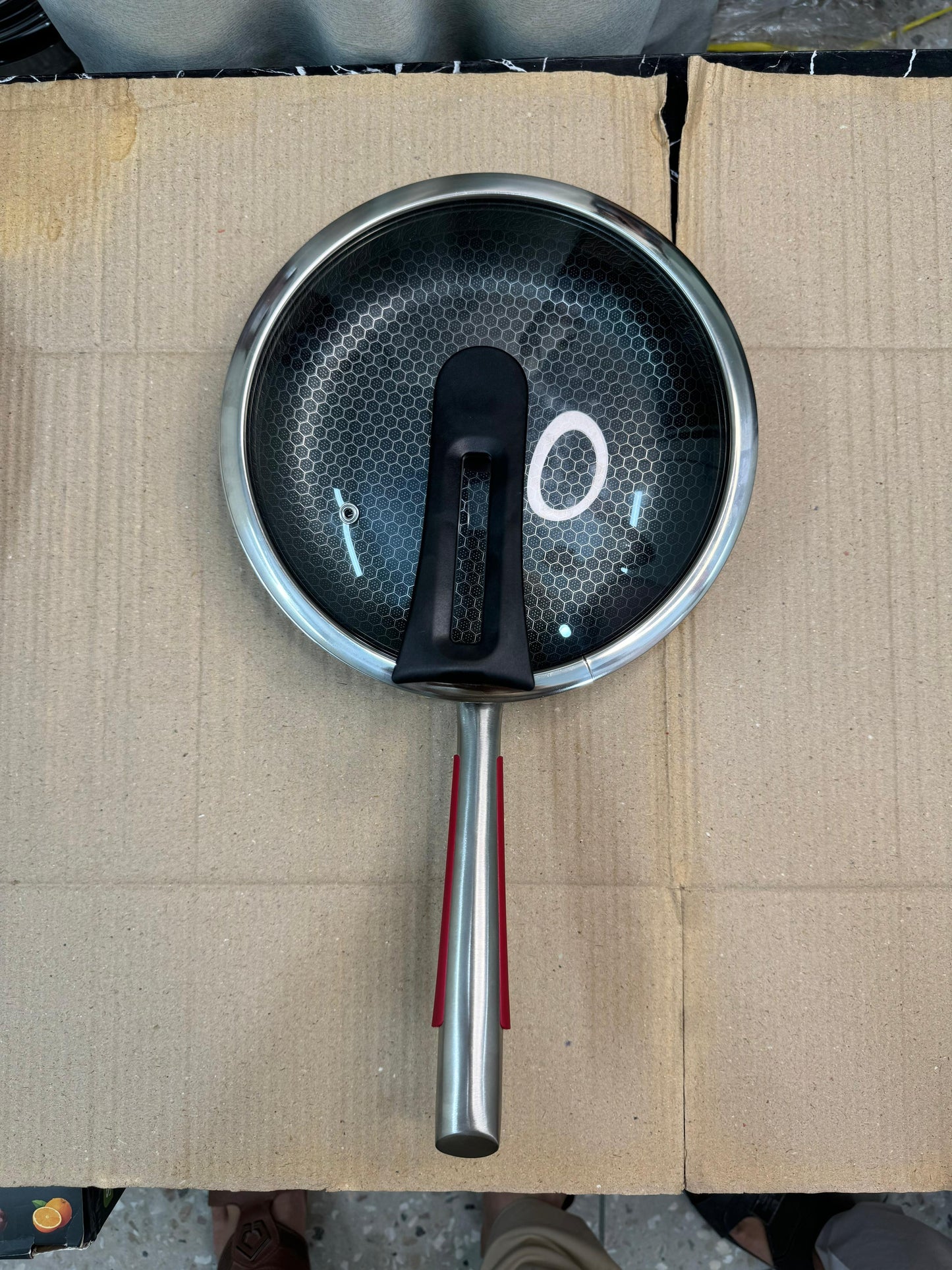 Honeycomb lesser coating flat Fry Pan with lid