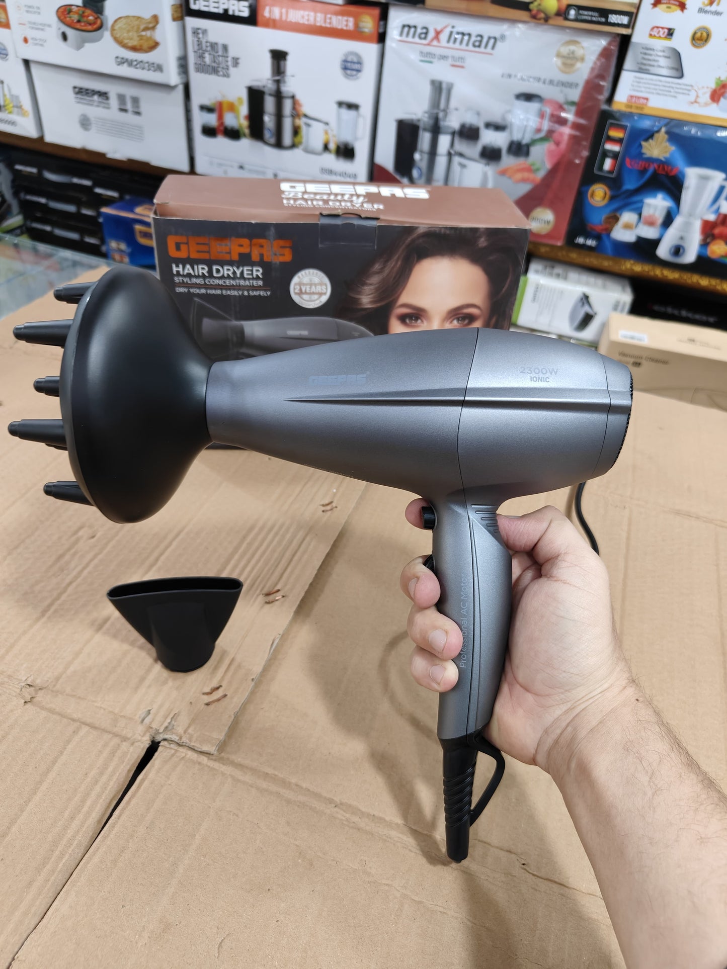 GEEPAS professional hair dryer GHD 86052