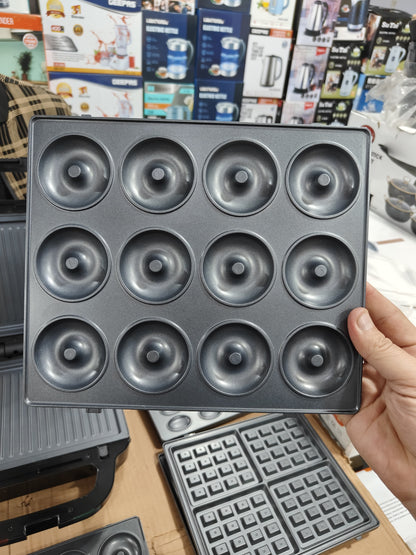 GEEPAS 6 in 1 multi snacks maker ( sandwich maker )