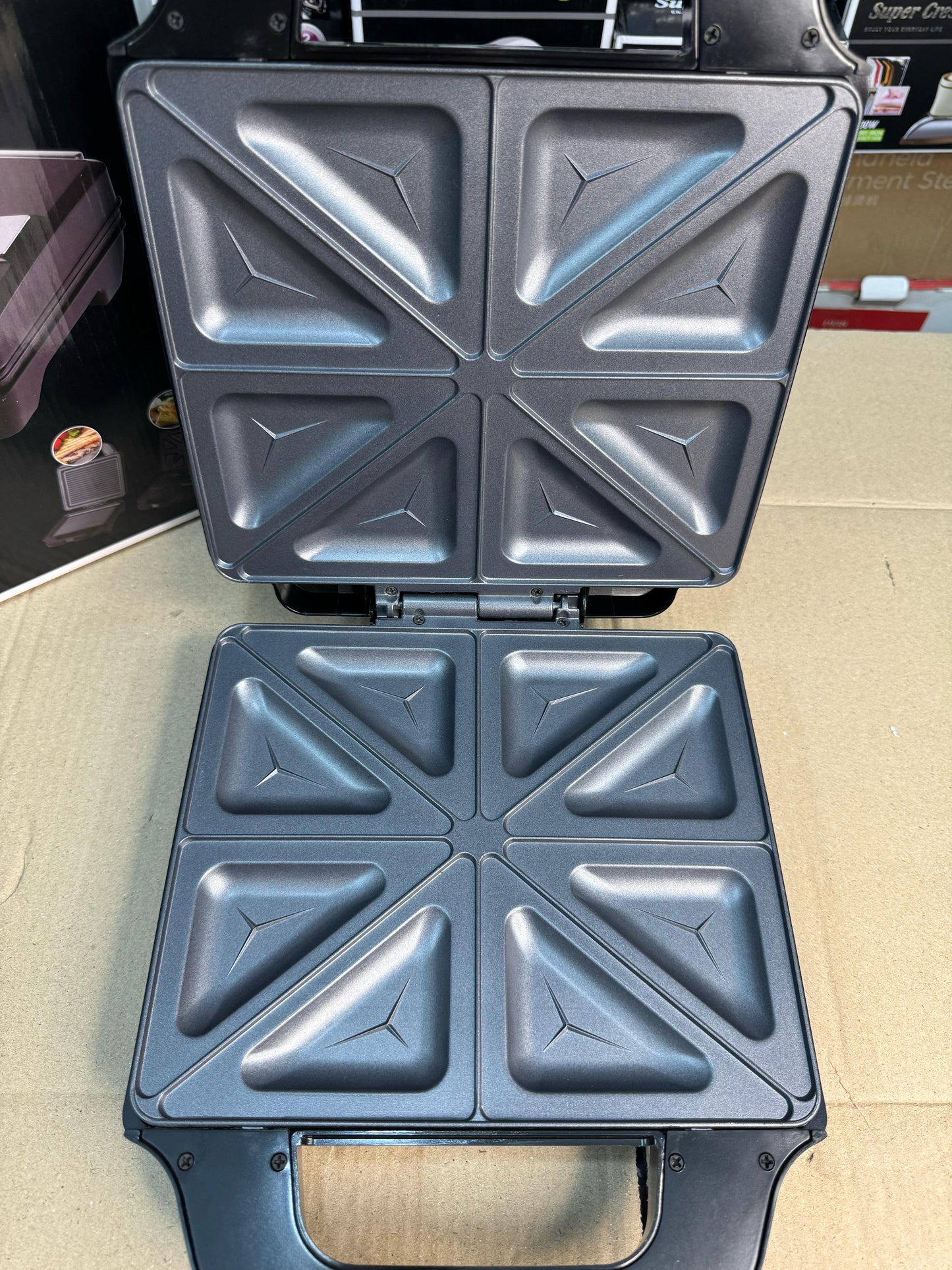 SUPER CREST Germany 8 slice sandwich maker