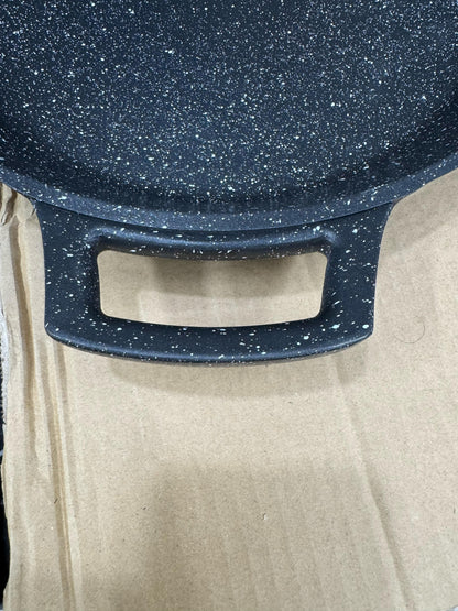 Lot imported multifunction pizza pan ( tawa)