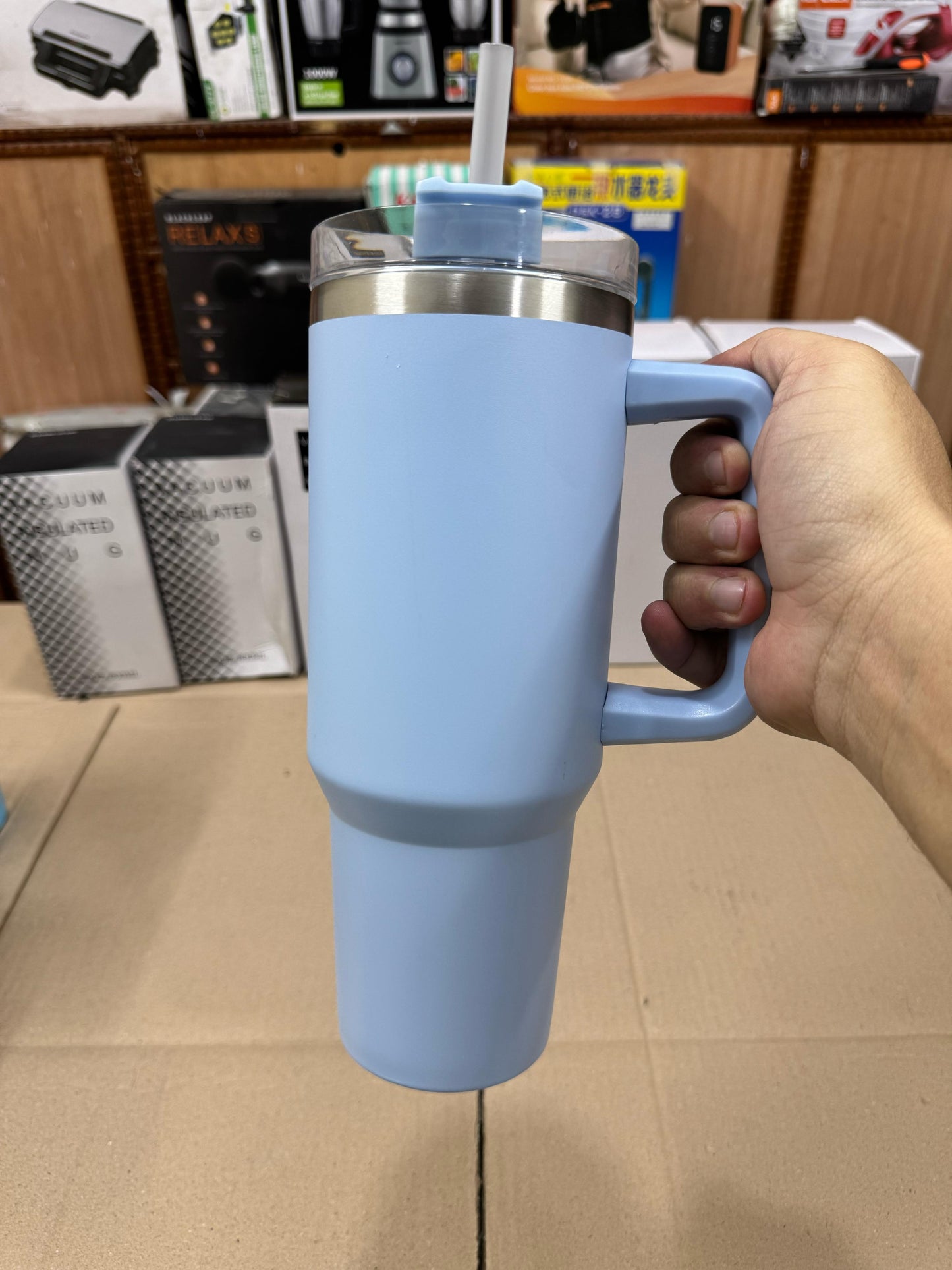 lot imported hot & cool insulted water mug ( water bottle)
