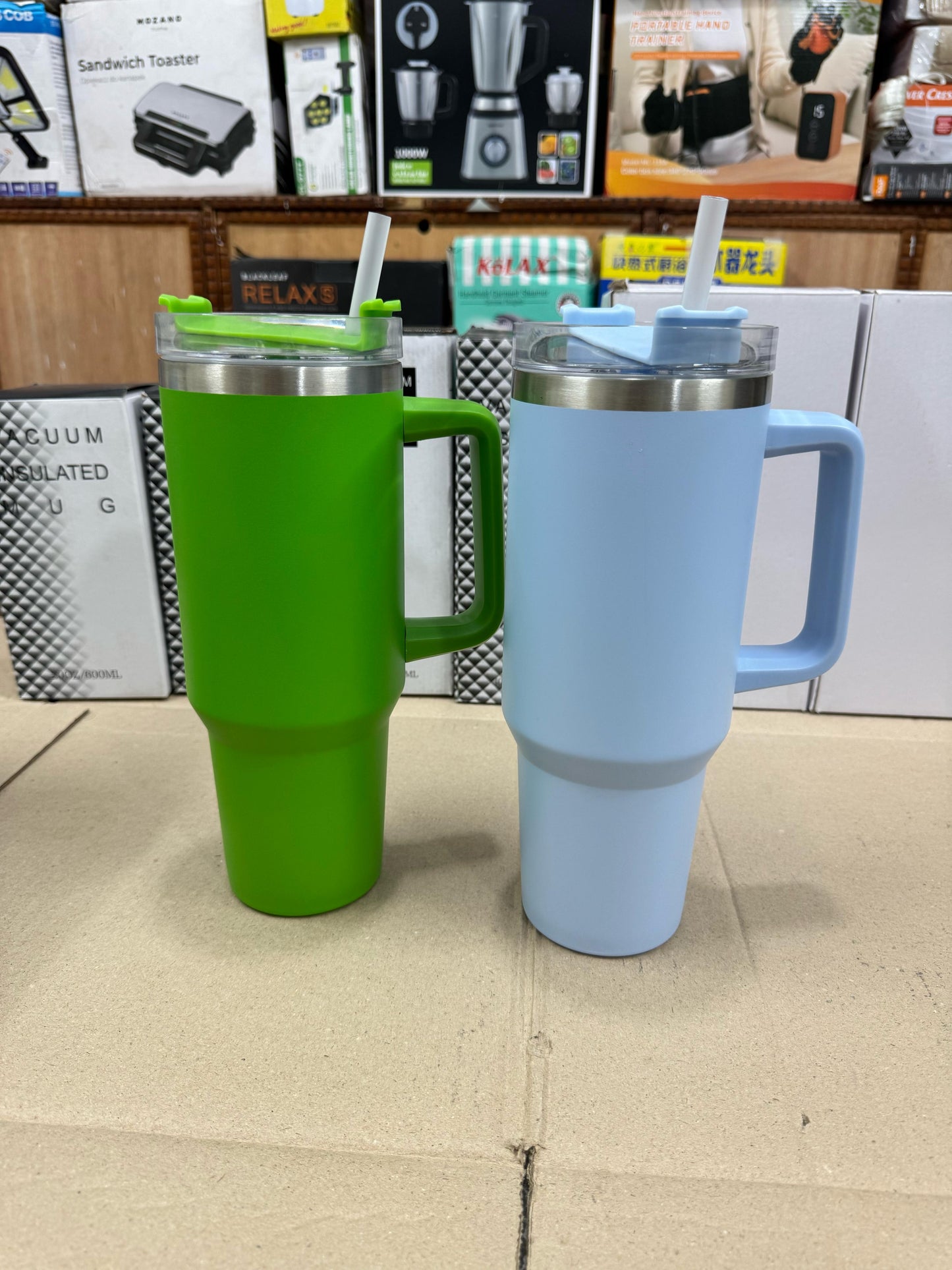 lot imported hot & cool insulted water mug ( water bottle)
