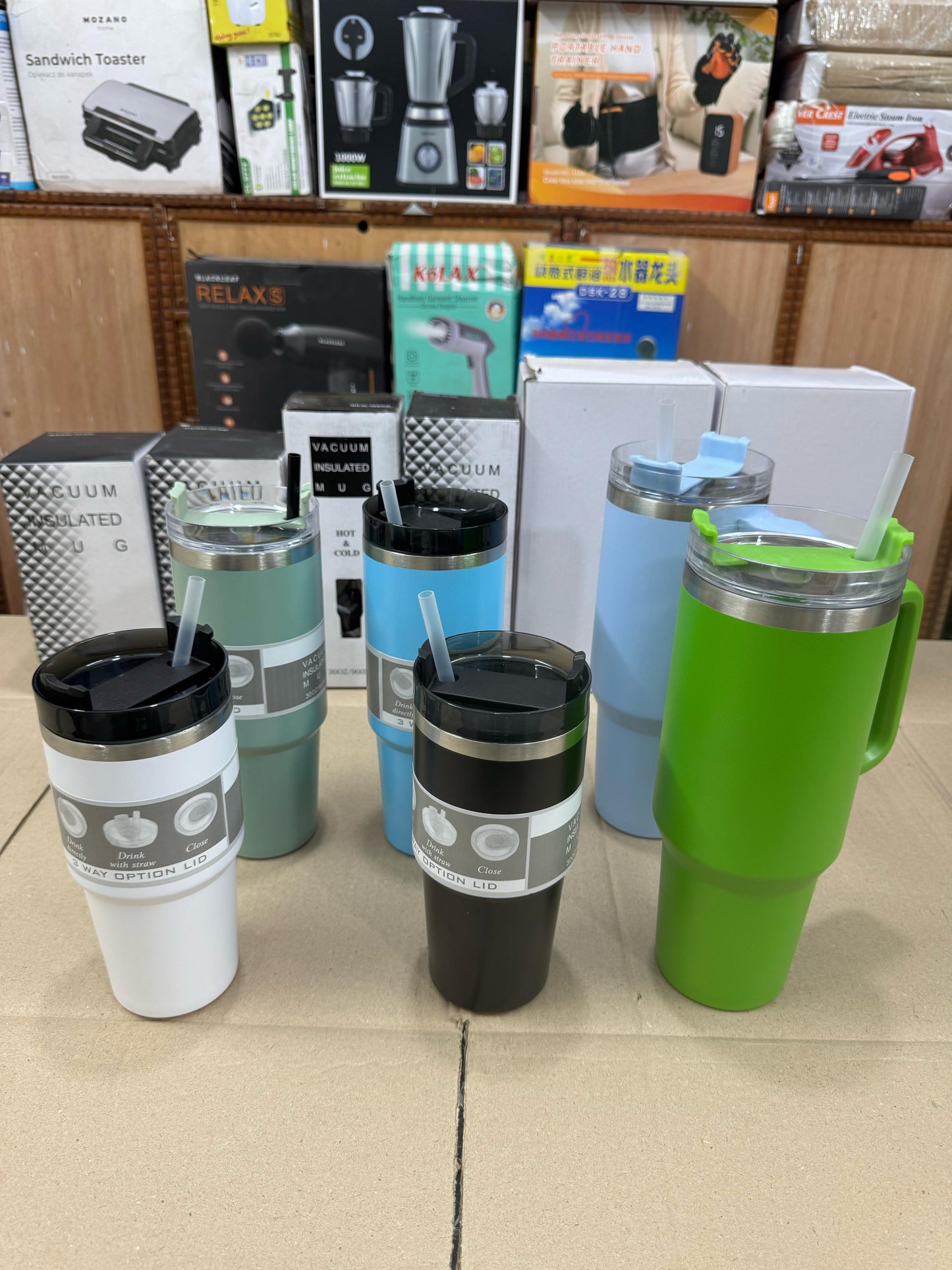 lot imported hot & cool insulted water mug ( water bottle)