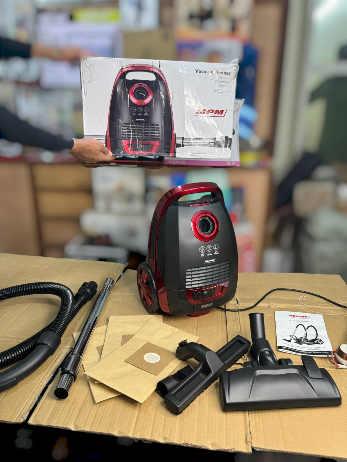 MPM POLAND VACUUM CLEANER  (2 YEAR WARRANTY )