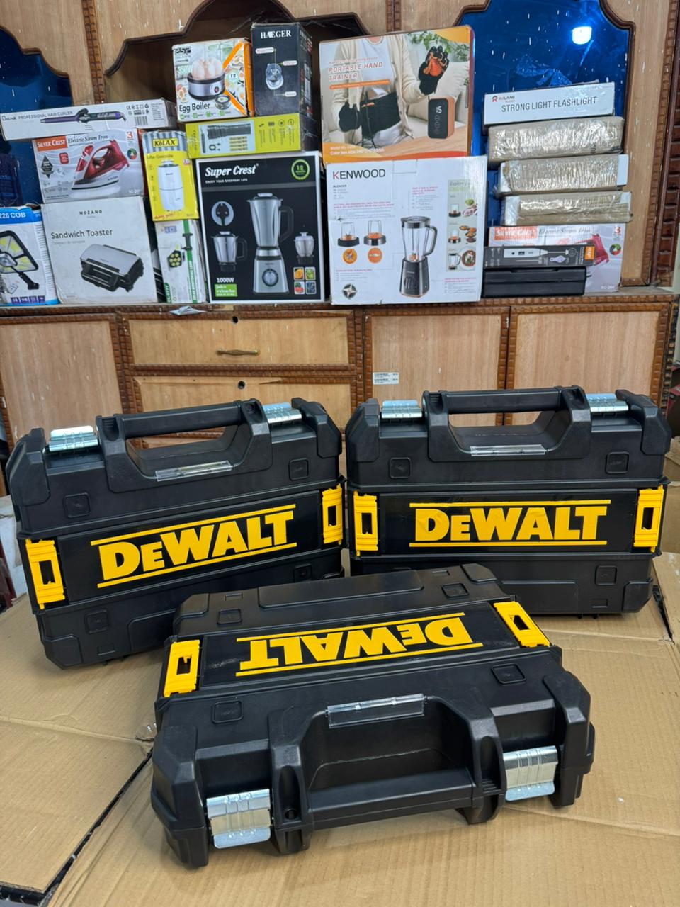 Dewalt 298v brushless drill machine