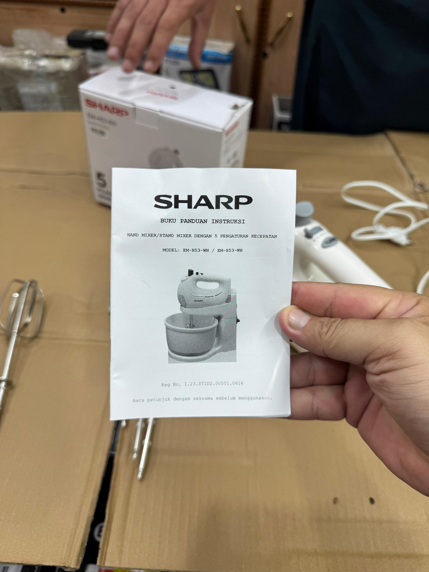 Sharp Hand Mixer EM-H53-WH (egg beater)