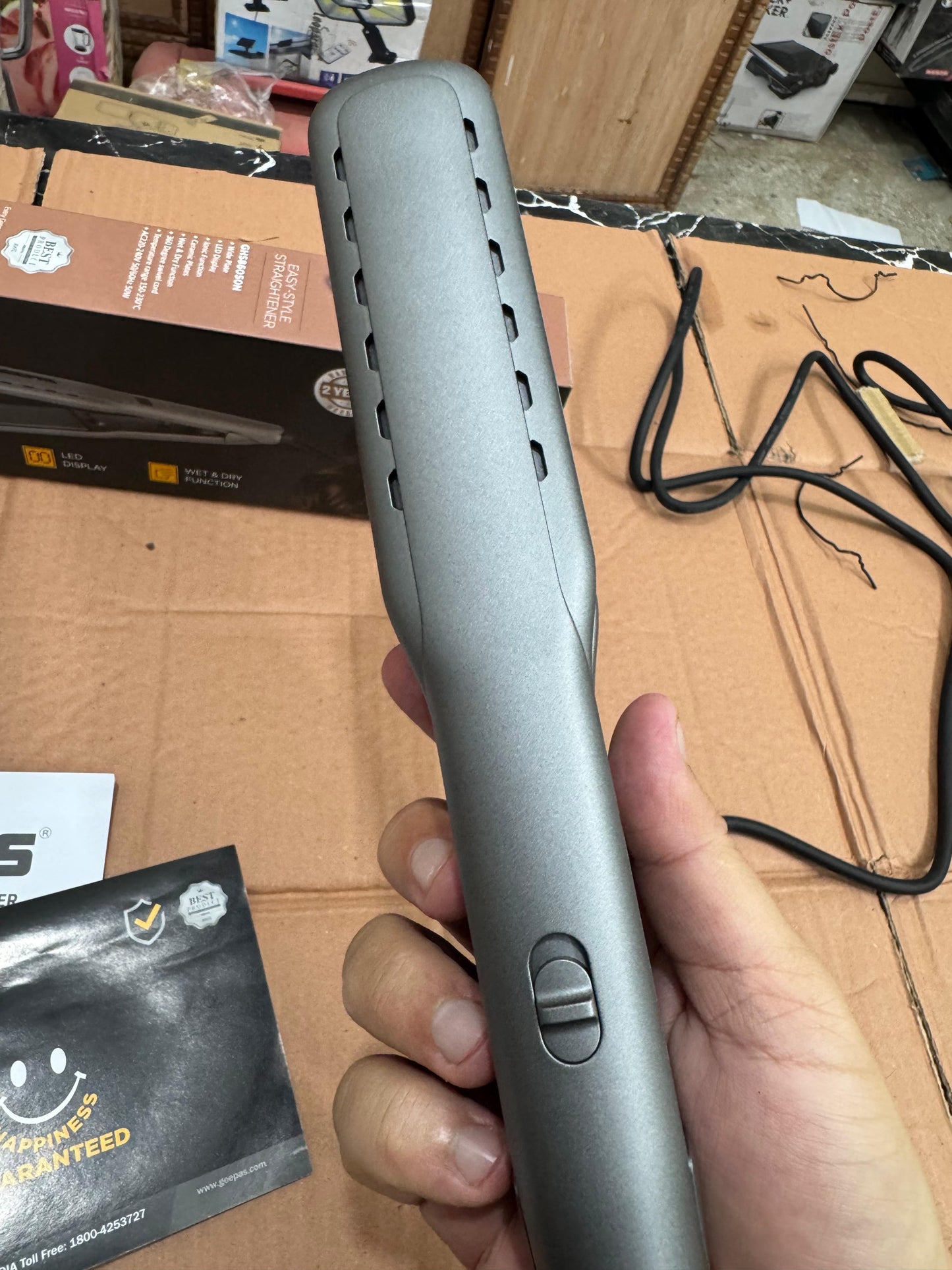 Geepas professional wet & dry hair straightener GHS 86050N