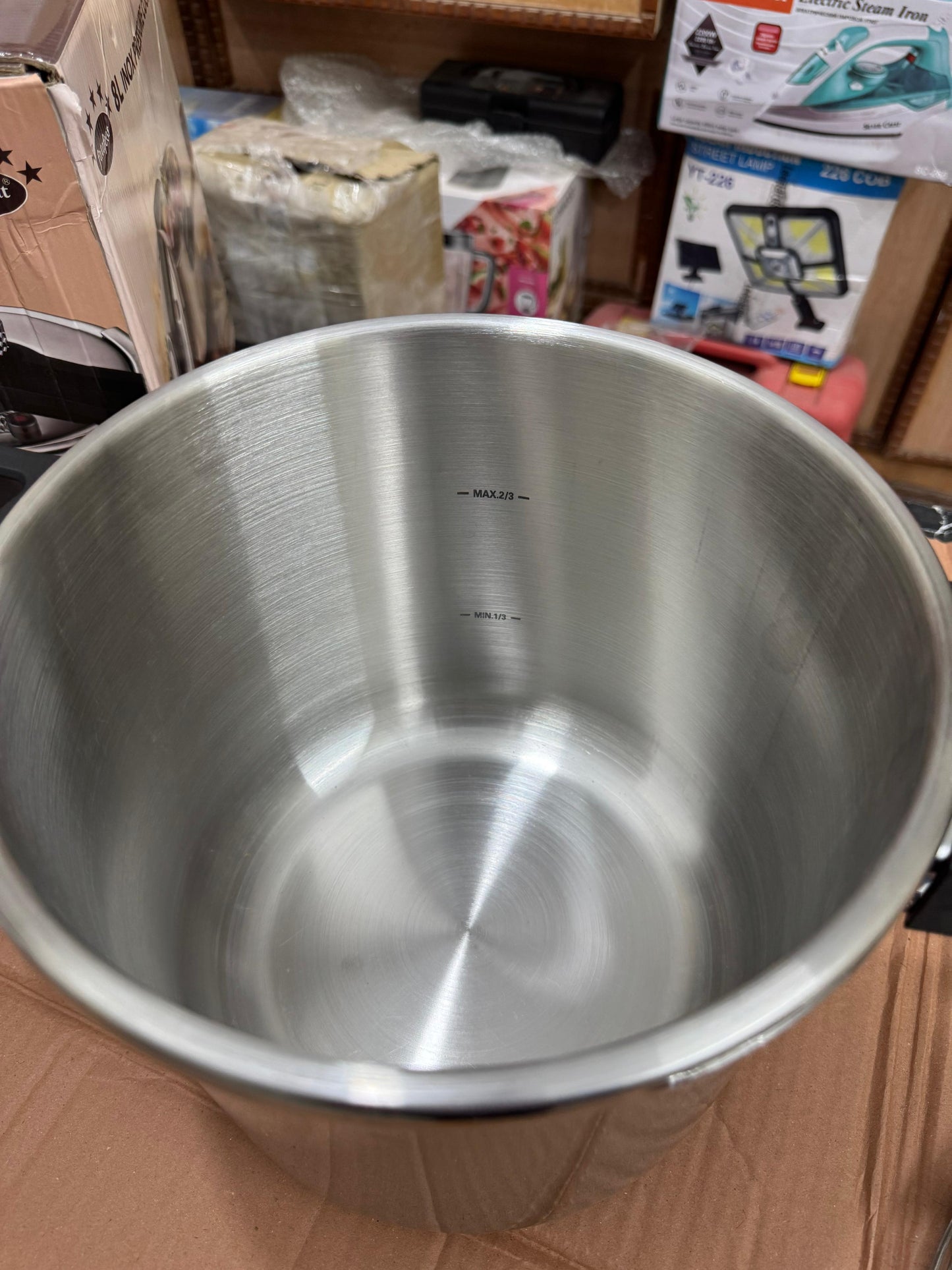 Italy lot 8L stainless steel pressure cooker