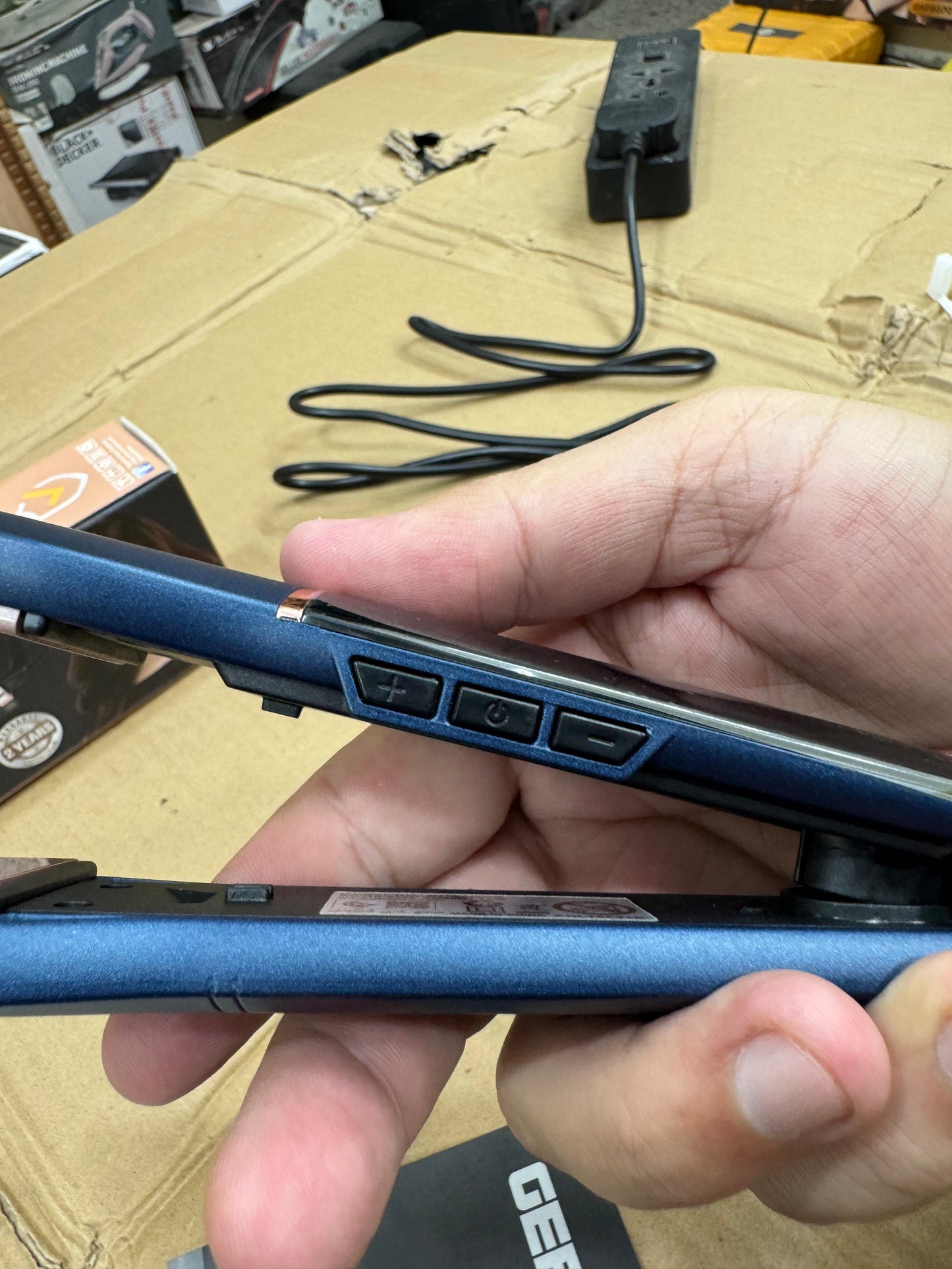 Geepas professional digital hair straightener GHS 86076