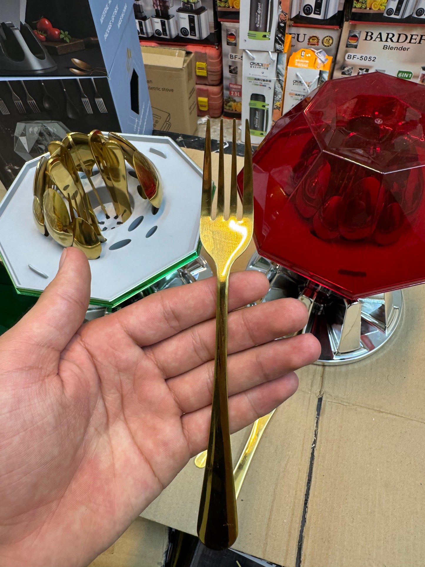 Diamond cutlery golden 24 pcs set