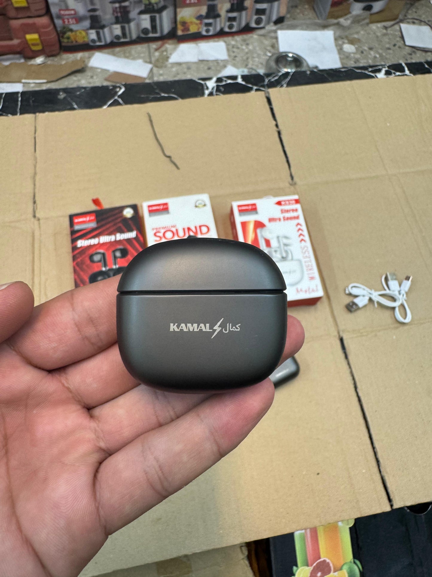 Dubai imported metallic  Earbuds pro