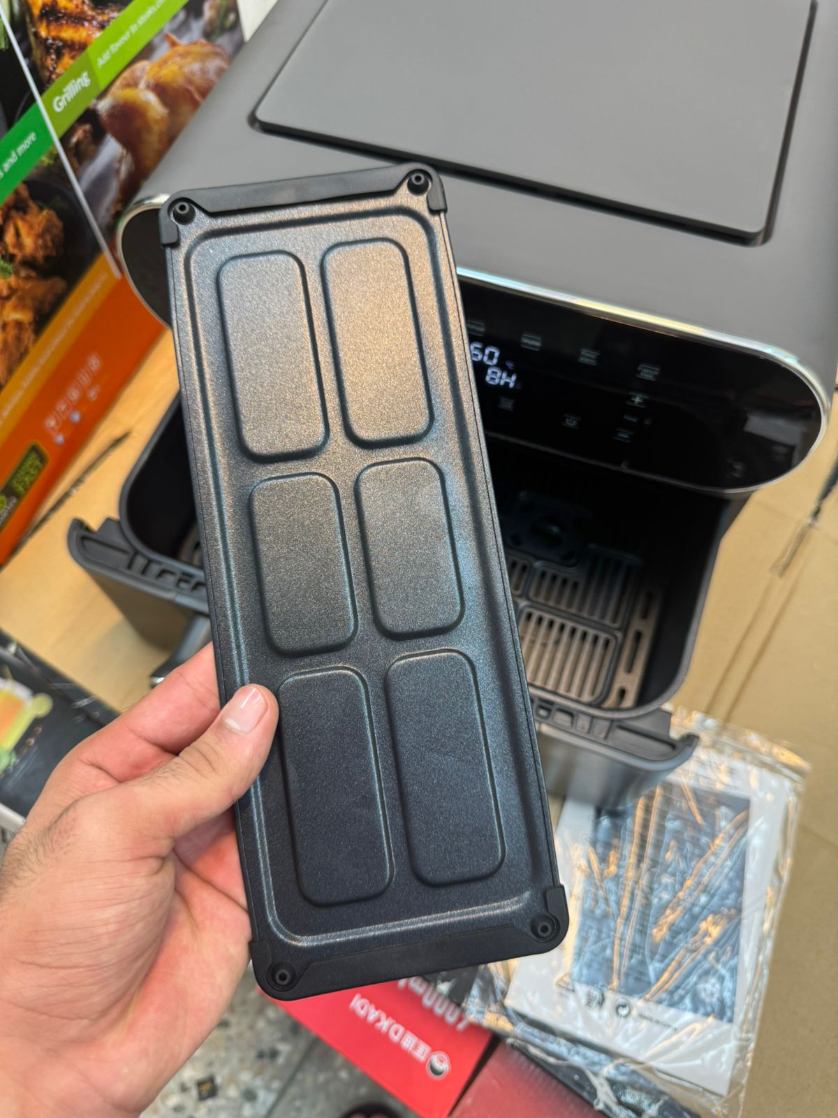 Geepas 11L Digital Air Fryer GAF37532 1700W