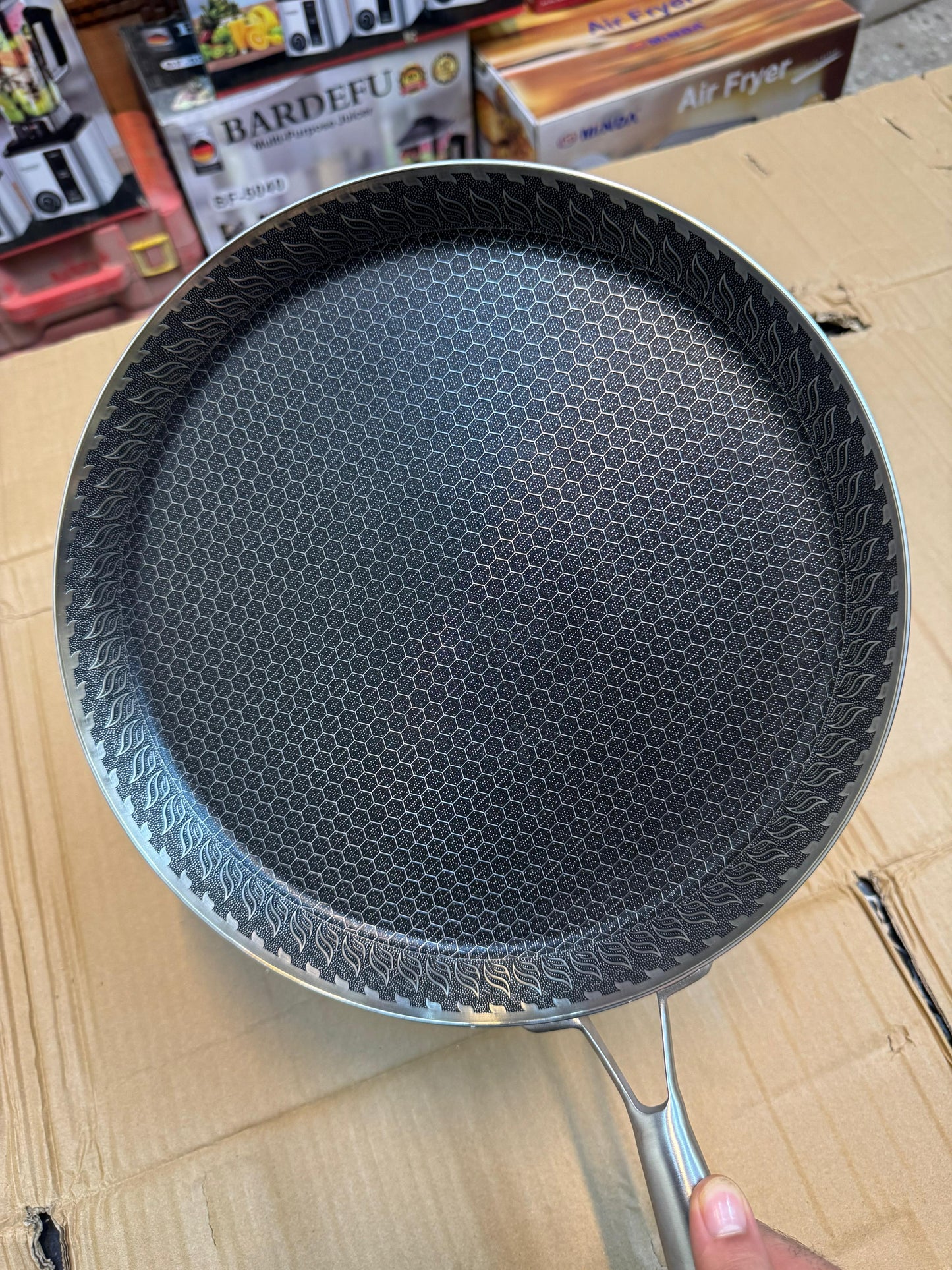 Laser Coating 30cm Shallow frying Pan