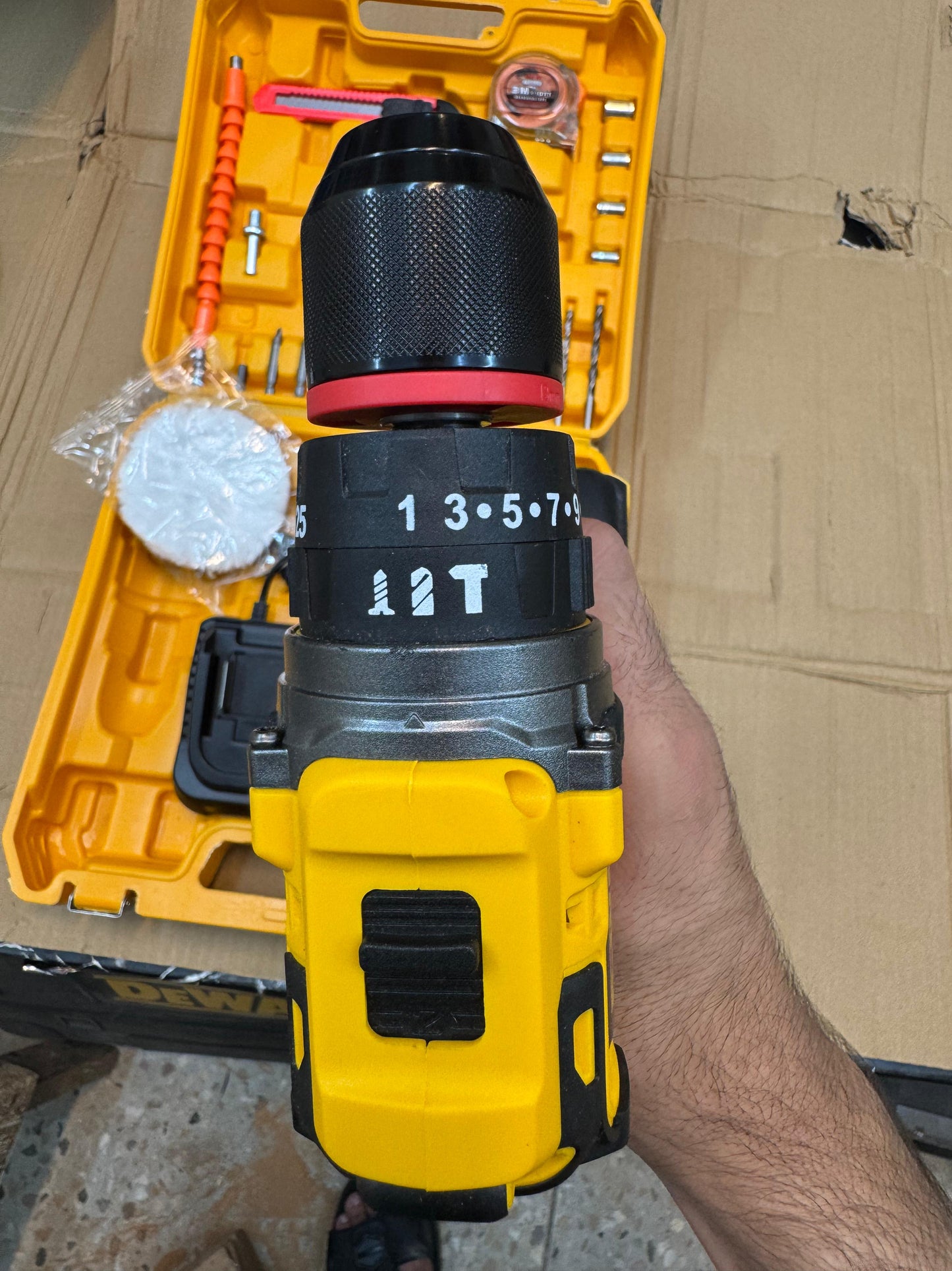 Dewalt commercial brushless drill machine 36v 30 pieces