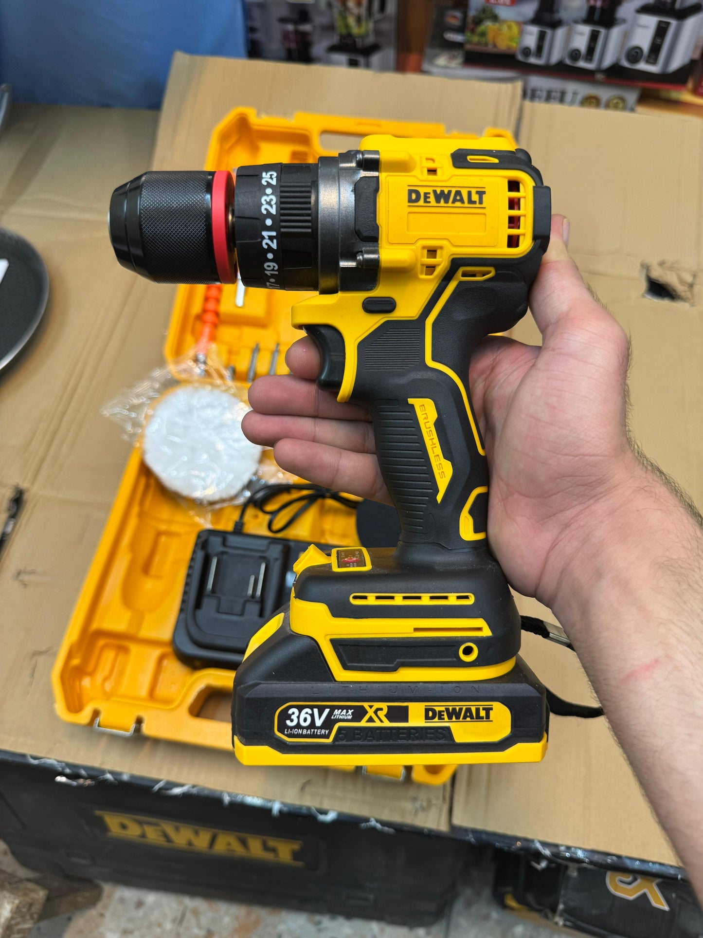 Dewalt commercial brushless drill machine 36v 30 pieces
