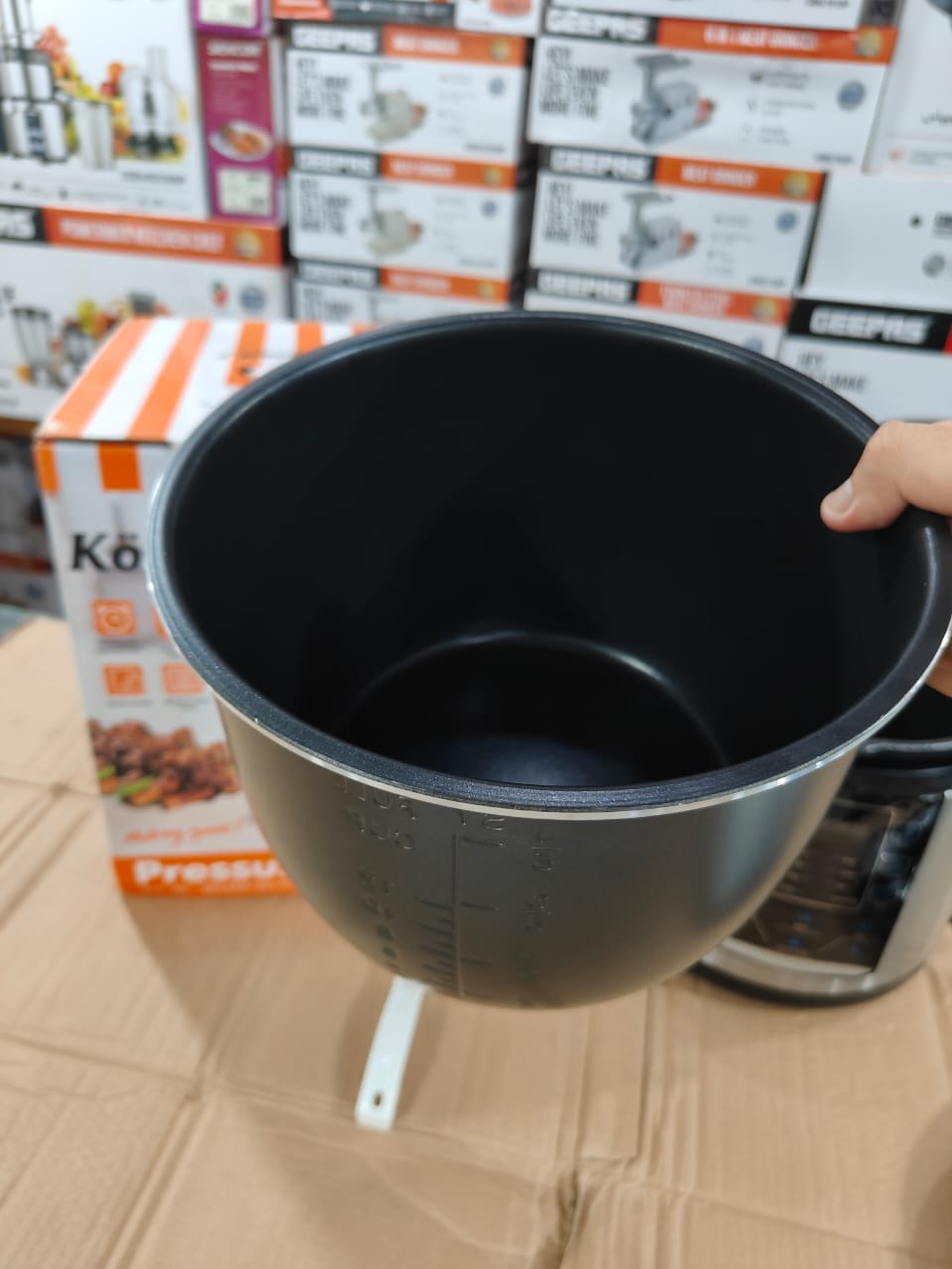 kolax Germany 6L touch pressure cooker