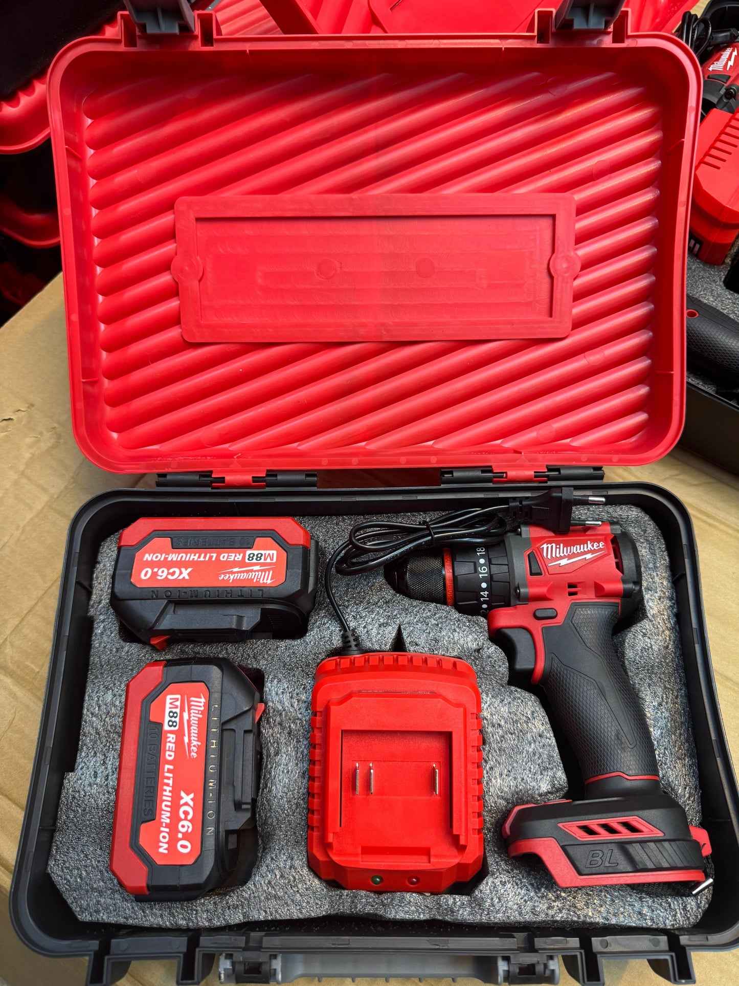 Milwaukee commercial drill model m18BLDDRC-502c