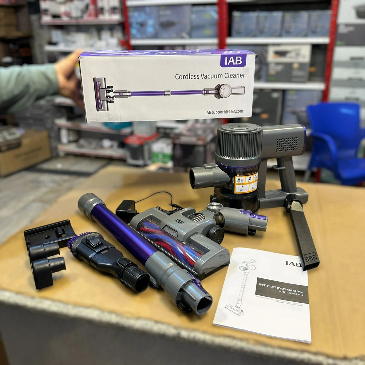 IAB Cordless Vacuum Cleaner 9221