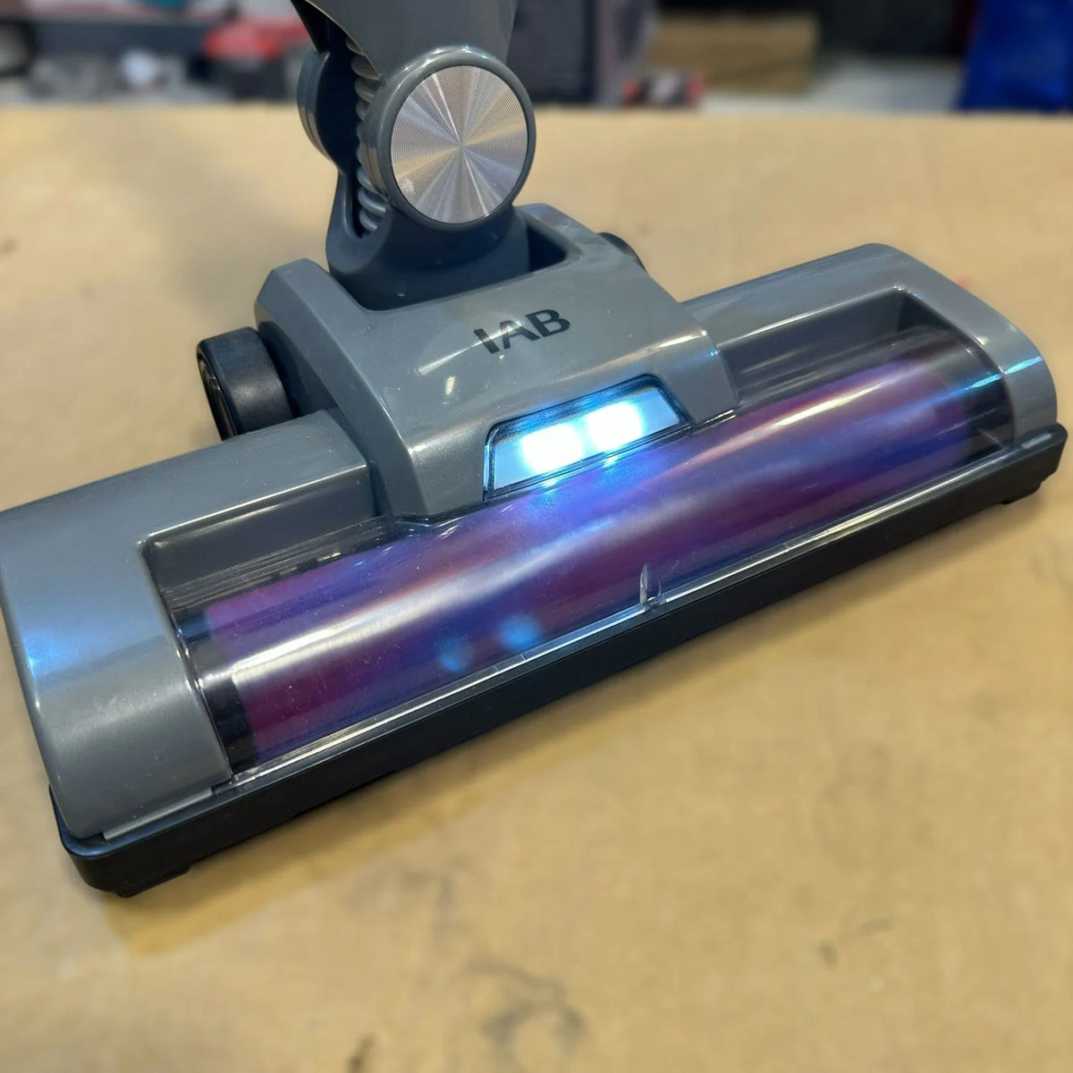 IAB Cordless Vacuum Cleaner 9221