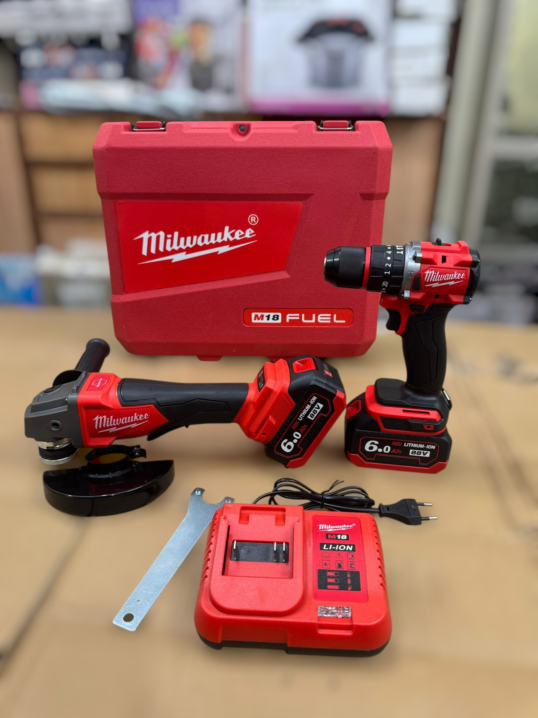 Milwaukee 2 in 1 m18 fuel drill & grinder