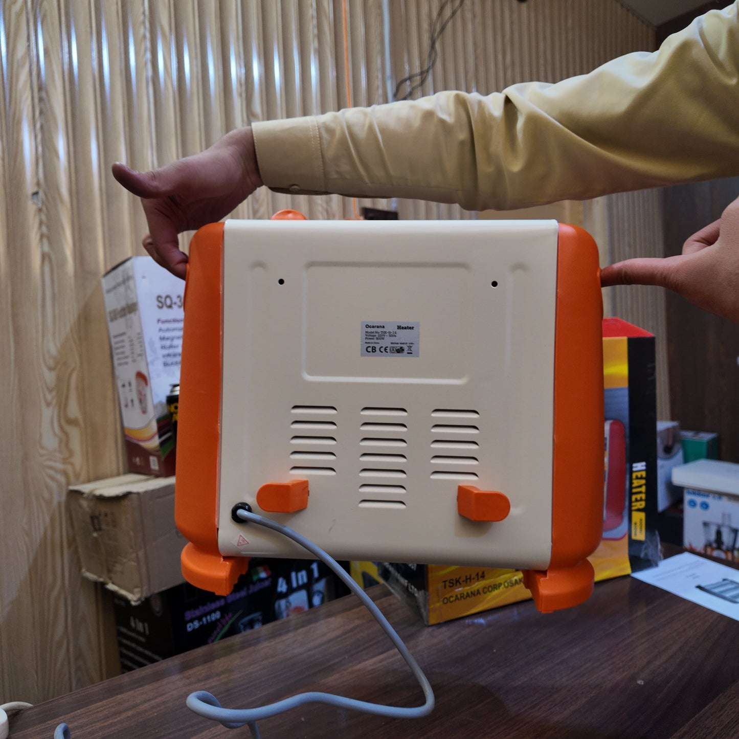 Lot Imported Ocrena halogen heater 800wat